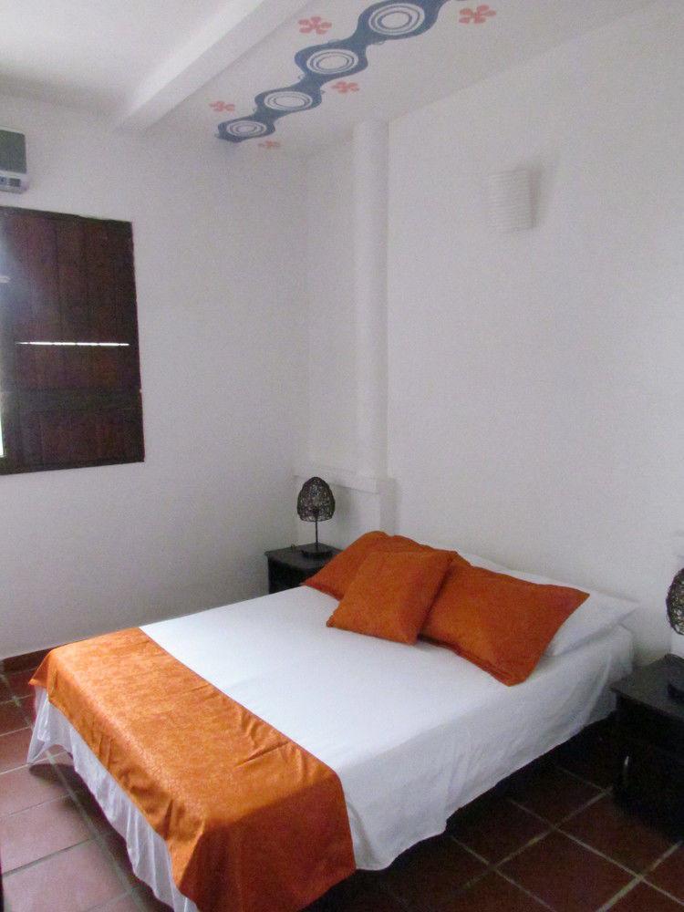 Fátima Hostel Santa Marta Exterior foto