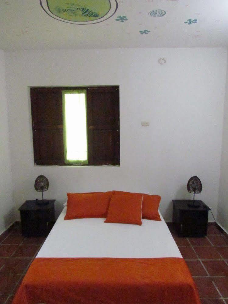Fátima Hostel Santa Marta Exterior foto